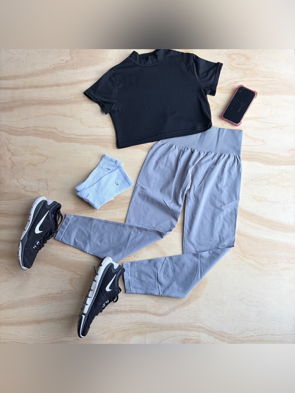 NVGTN Grey Ribbed Seamless High Waisted Workout Leggings Size M